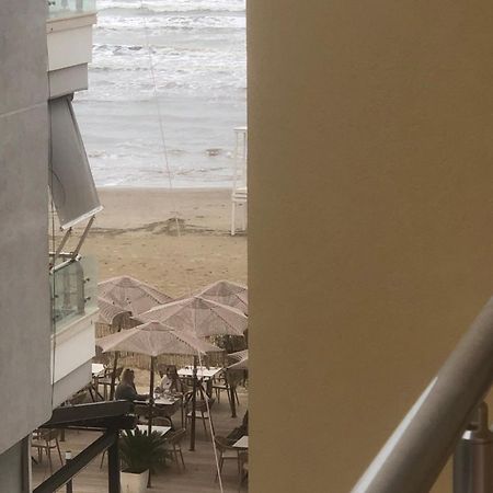 Sun & Sea Apartment Durres Luaran gambar