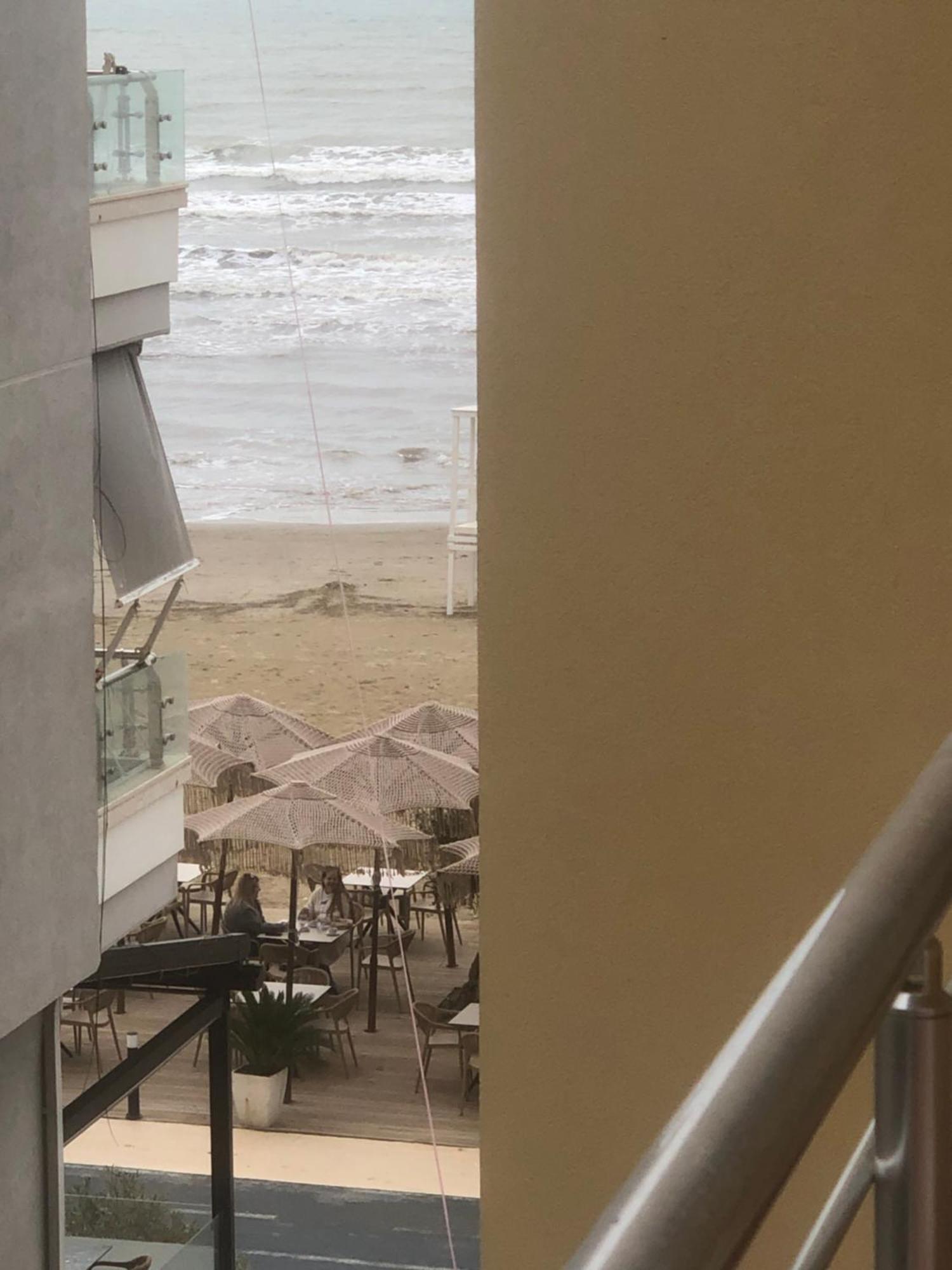Sun & Sea Apartment Durres Luaran gambar